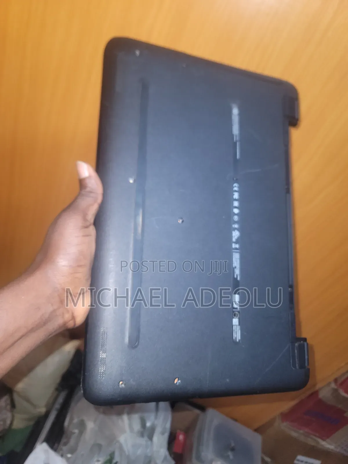 Laptop HP 15-da2933nia 4GB AMD A8 HDD 250GB