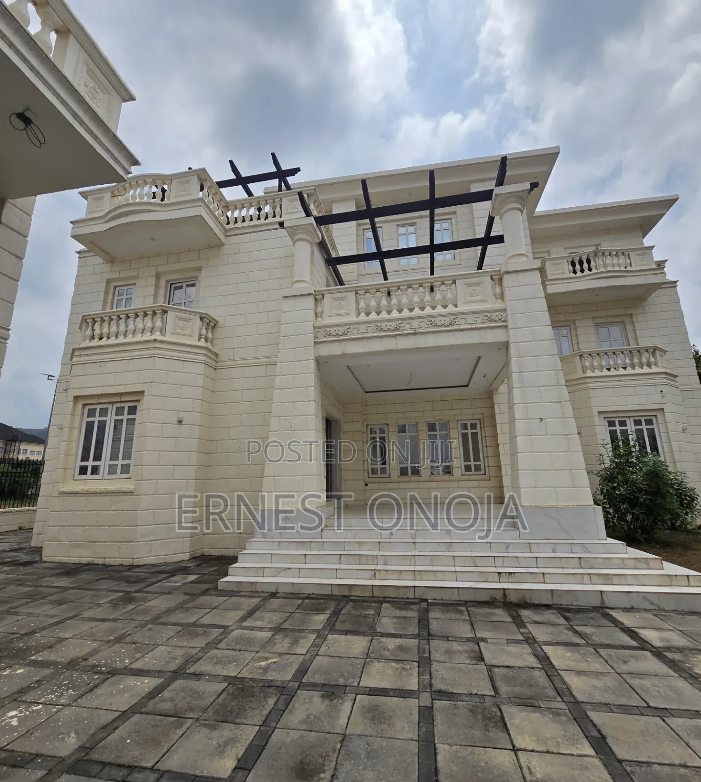 8bdrm Mansion in Diplomatic Enclaves, Katampe Extension for sale