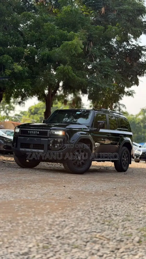 Toyota Land Cruiser Prado 2024 Black
