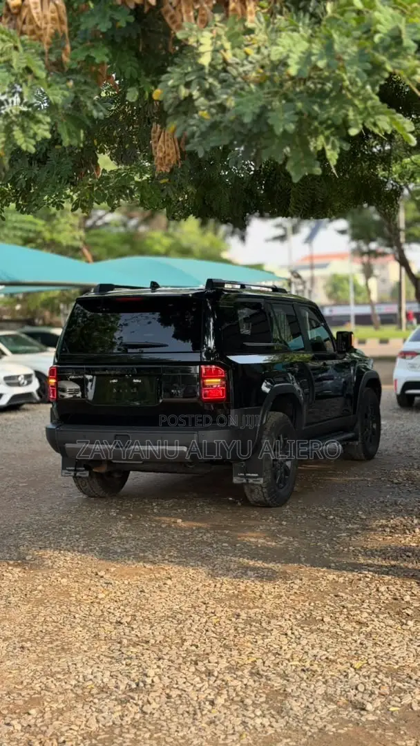 Toyota Land Cruiser Prado 2024 Black