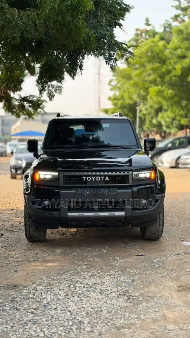 Toyota Land Cruiser Prado 2024 Black