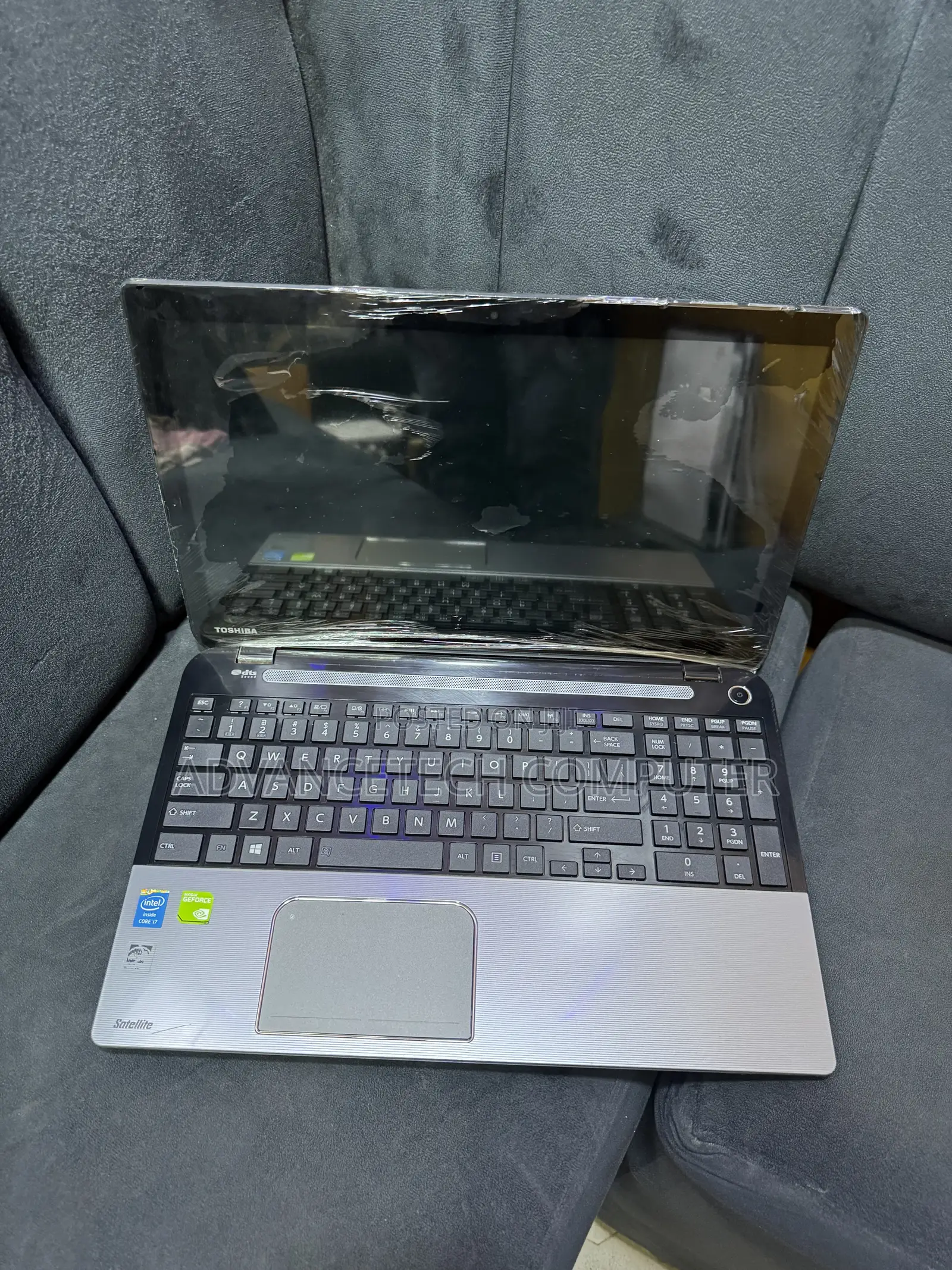 Laptop Toshiba Satellite L50 8GB Intel Core i7 HDD 500GB