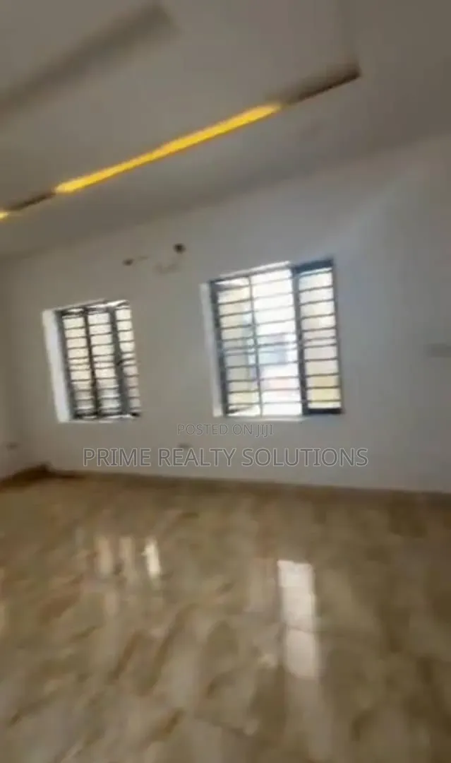 Mini Flat in Lekki Gardens Estate for rent