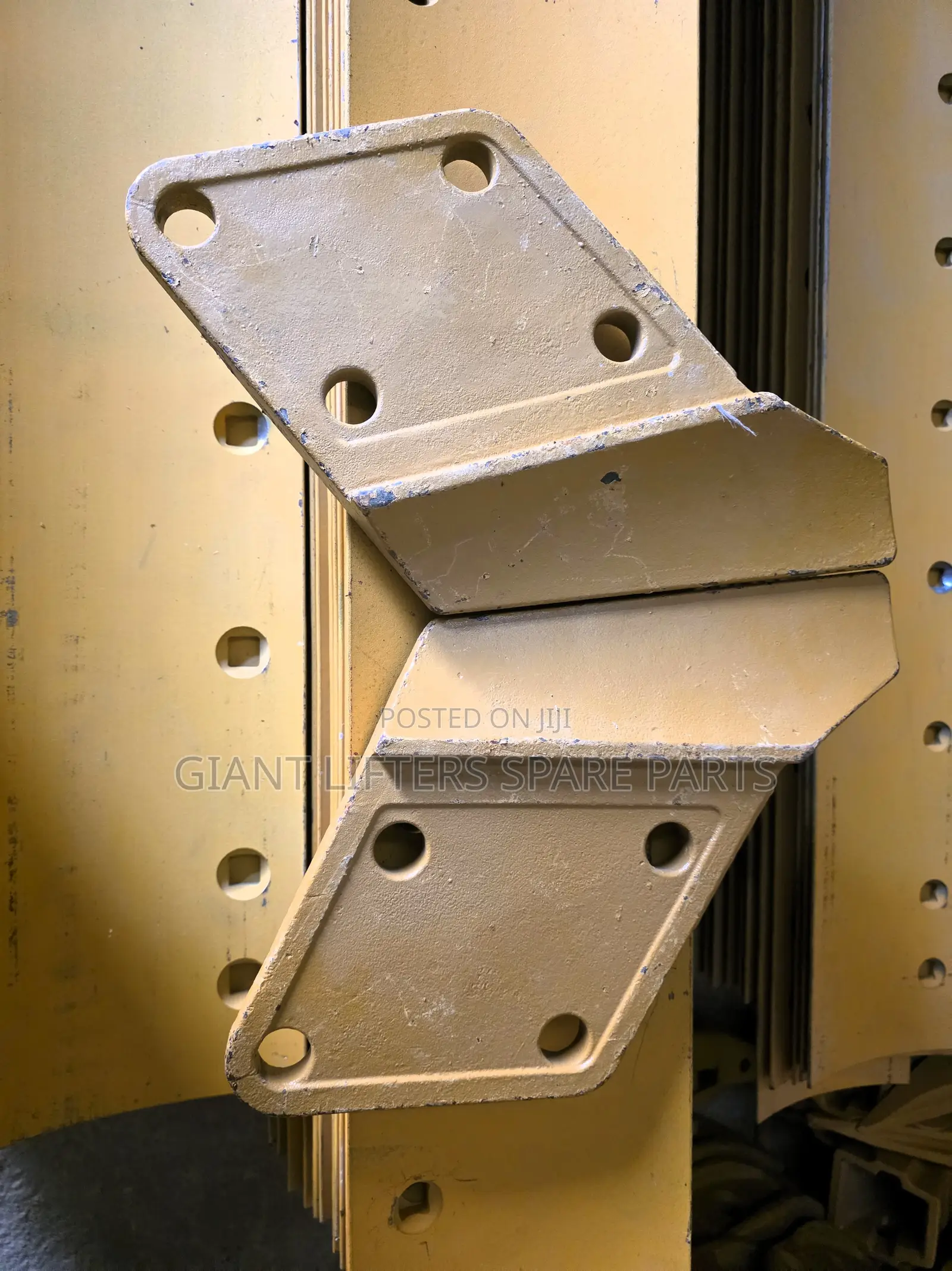 096-4747 / Bucket Side Cutters – 320/322