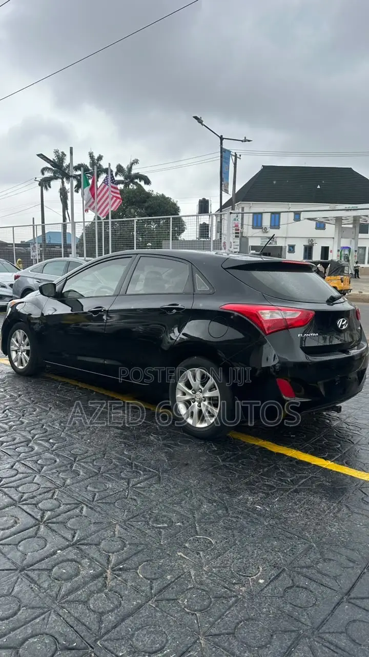 Hyundai Elantra GT 2013 Black