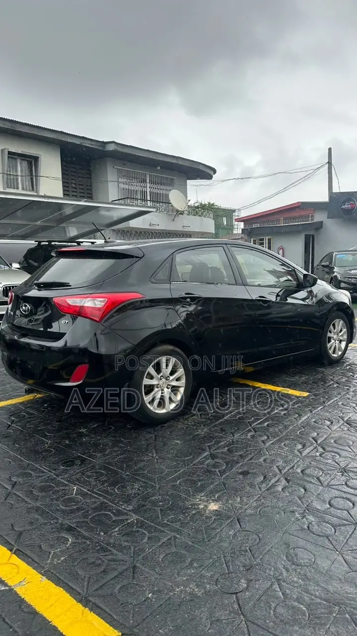 Hyundai Elantra GT 2013 Black