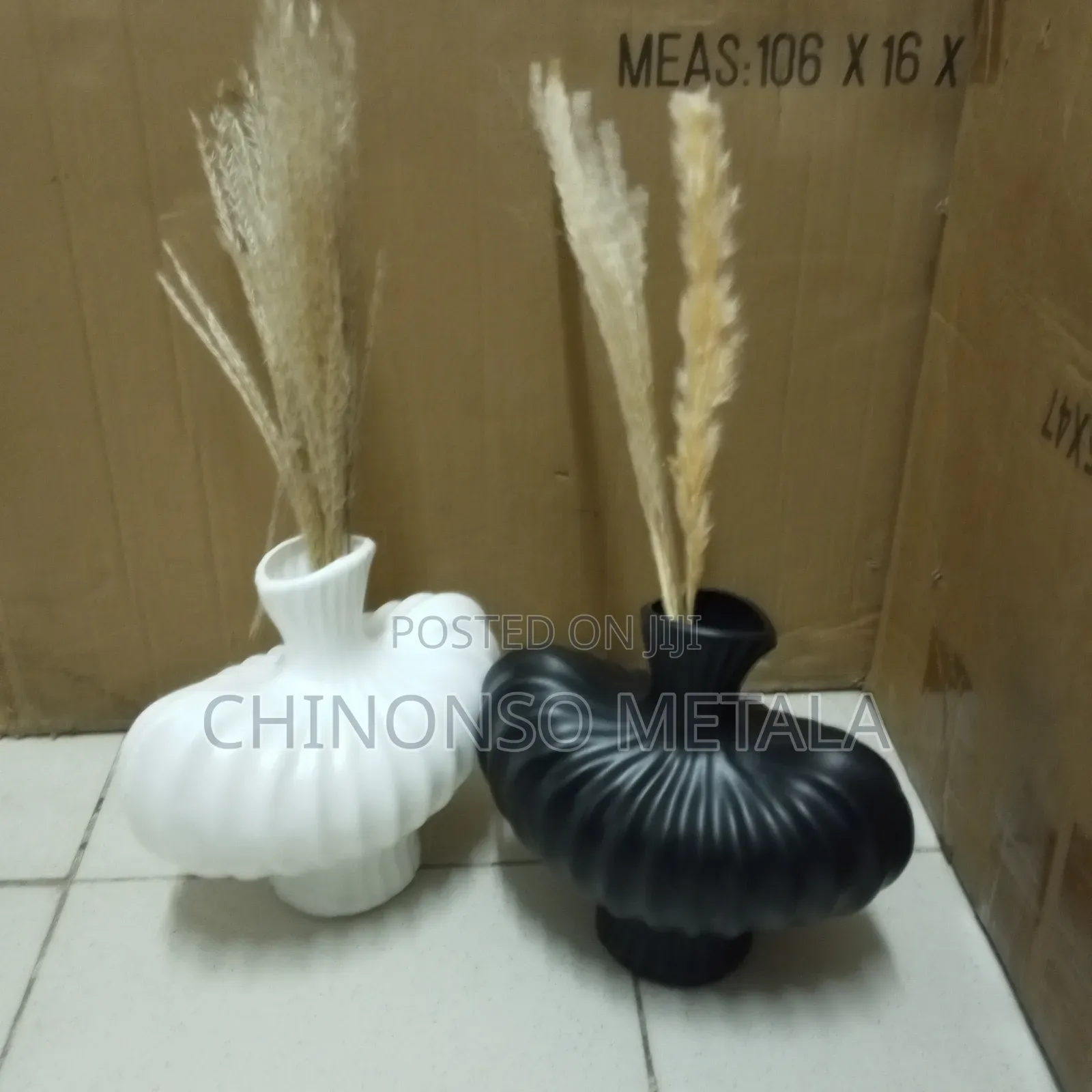Figurines and Decor Vases