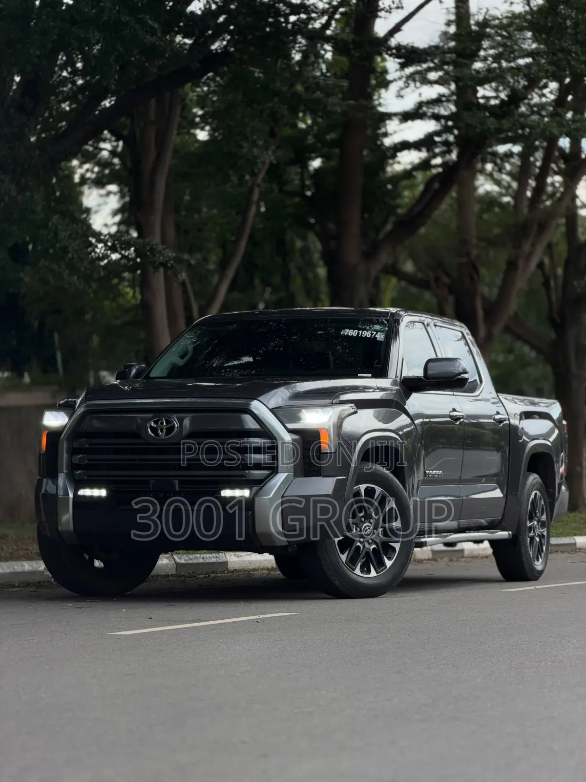 Toyota Tundra 2023 Black