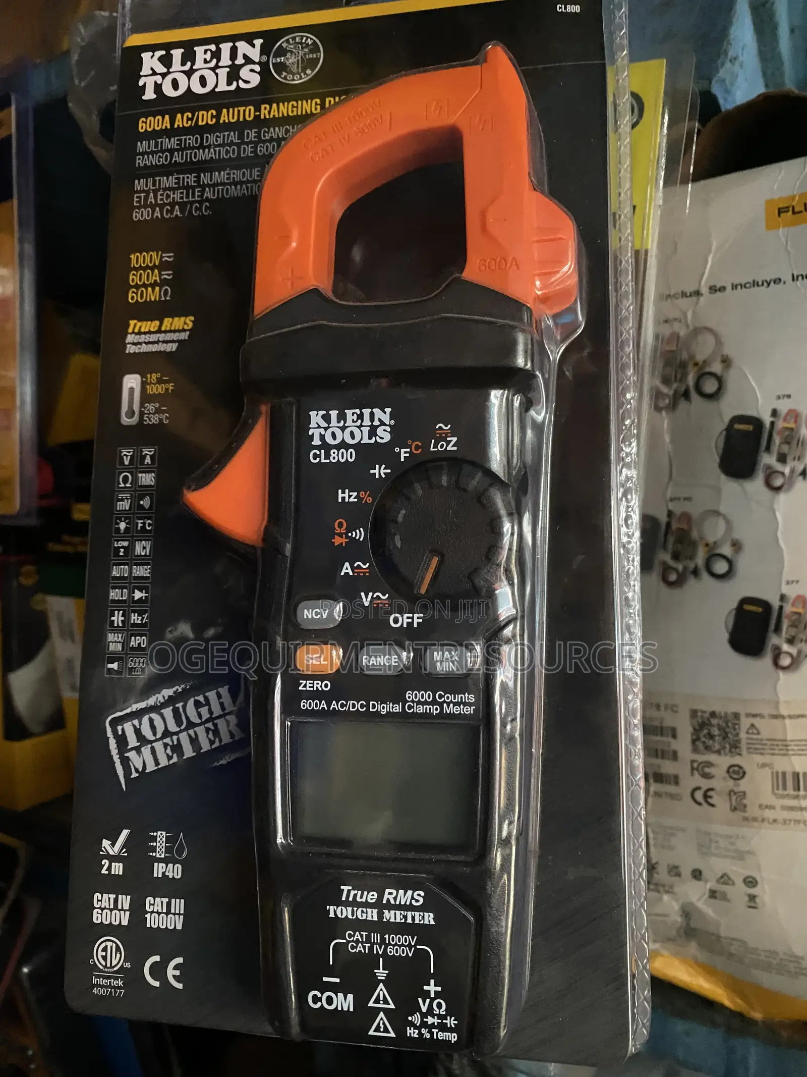 Klein Tools CL800 600A AC/DC Digital Clamp Meter