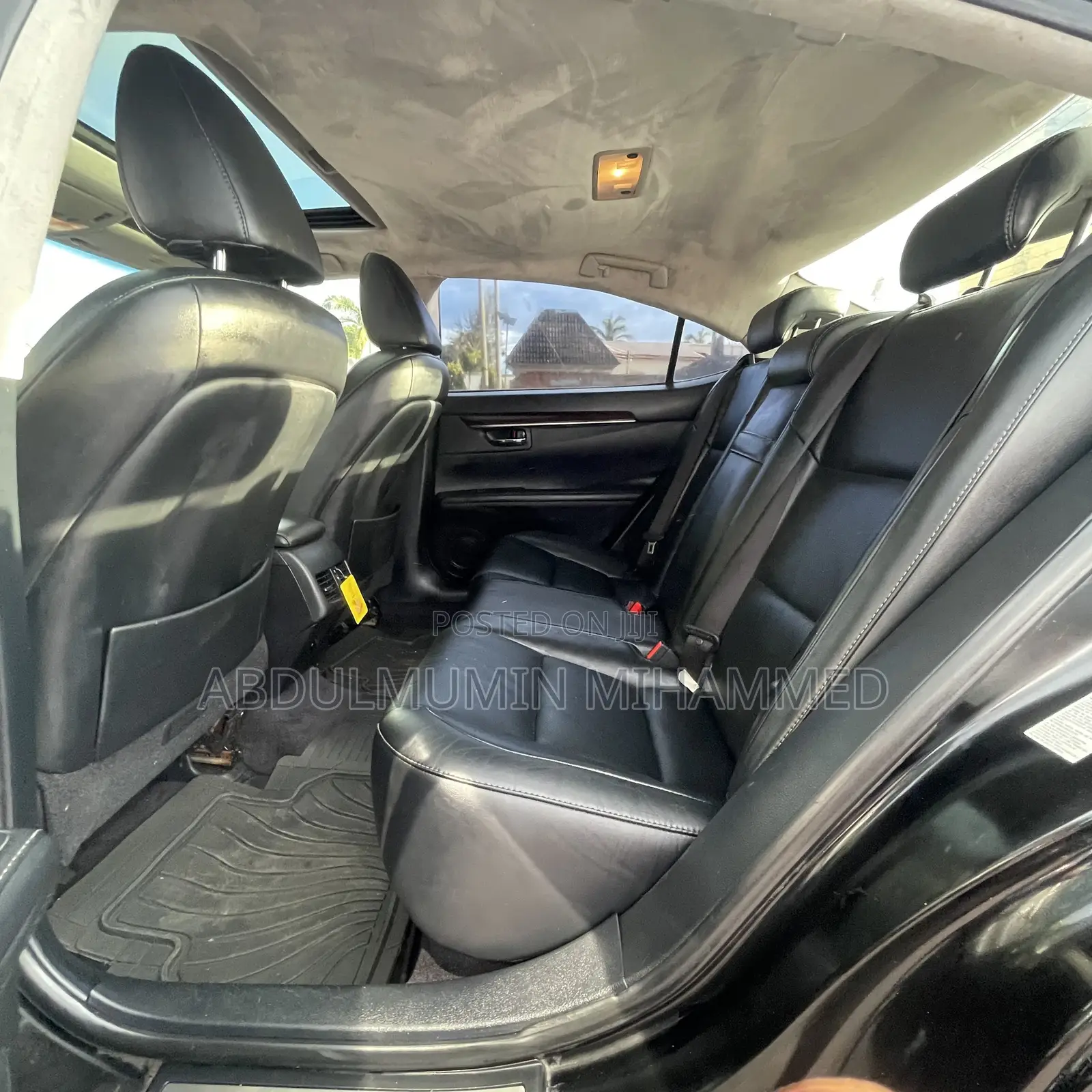 Lexus ES 350 FWD 2013
