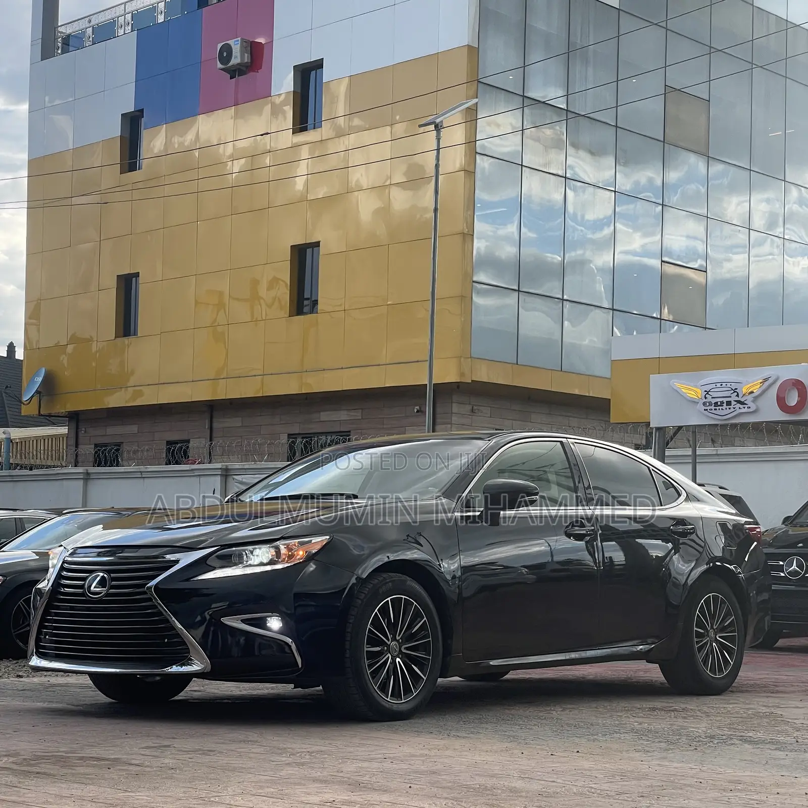 Lexus ES 350 FWD 2013