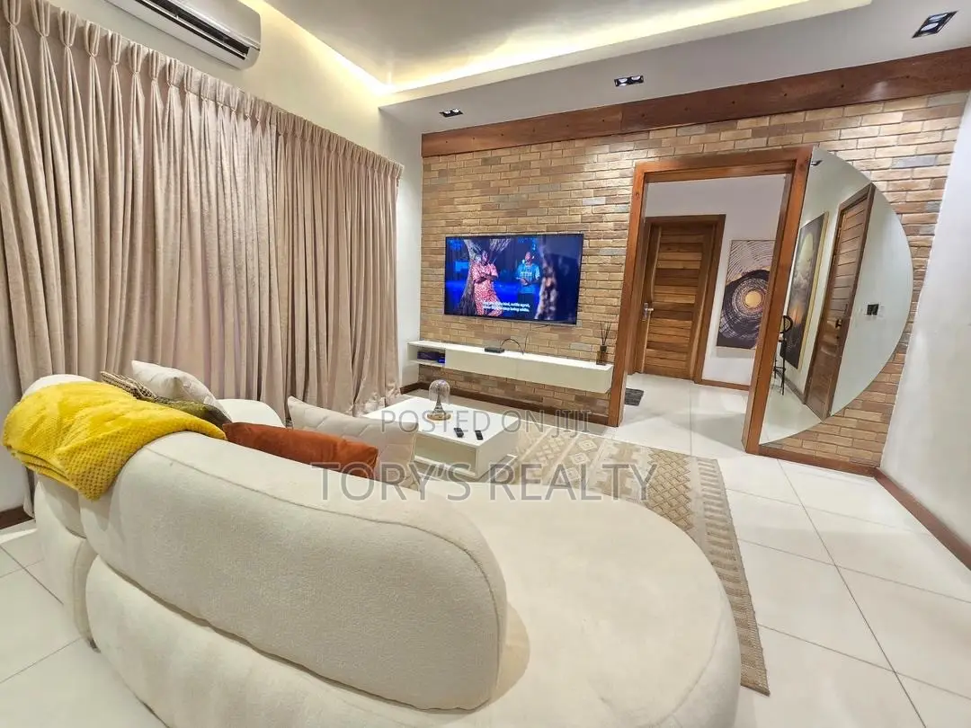 Luxuriously Furnished 1 Bedroom Apartment With Pool Ps5