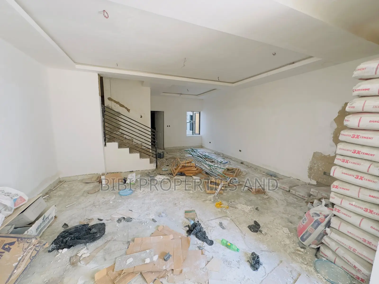 4bdrm Townhouse/Terrace in Life Camp for sale