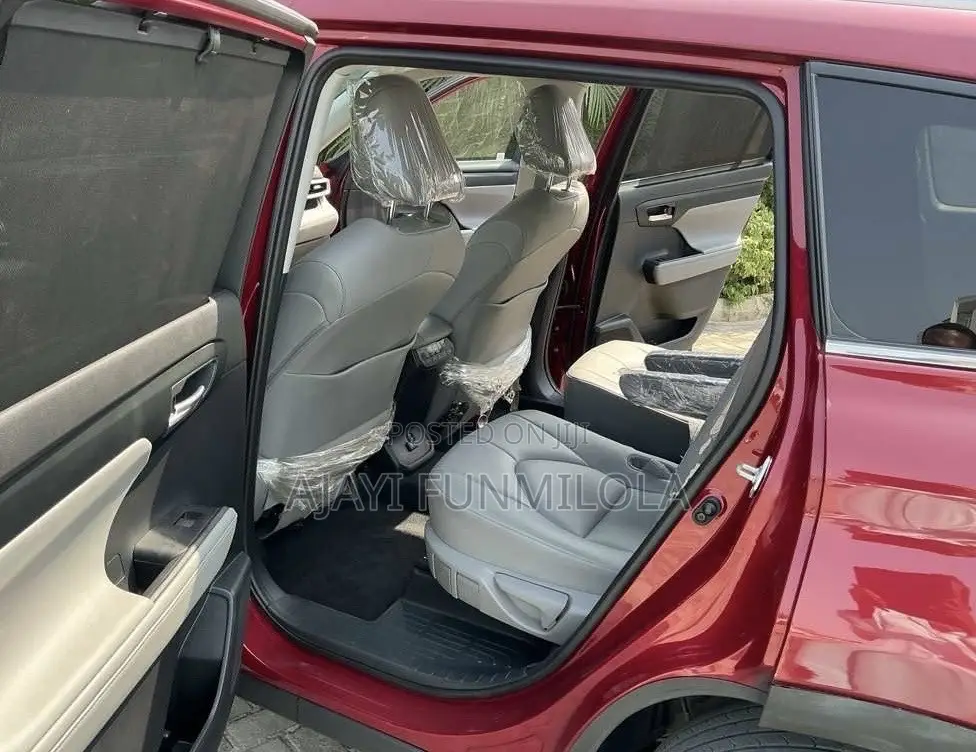 Toyota Highlander 2021 Red