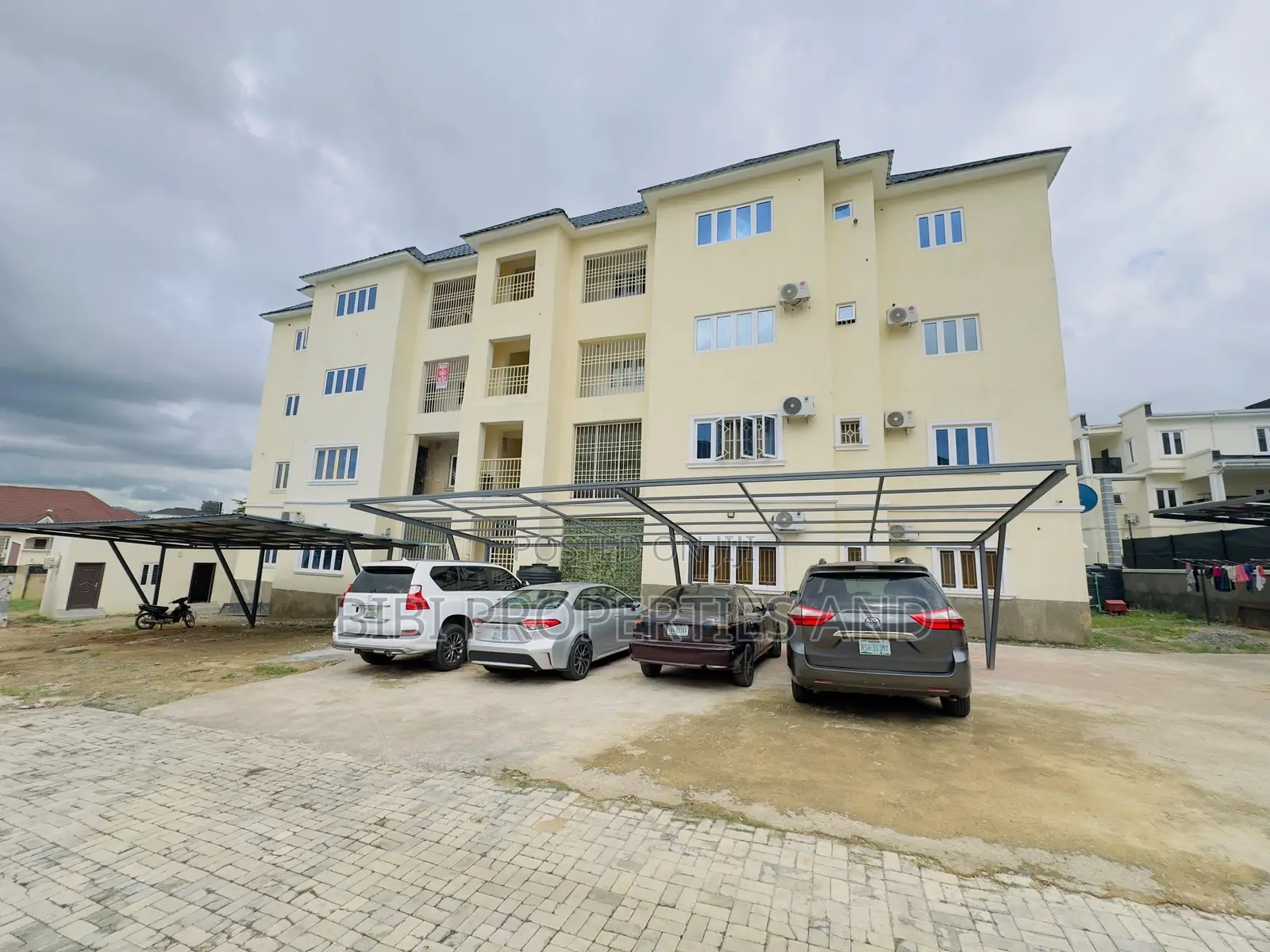 3bdrm Block of Flats in Wuye for sale