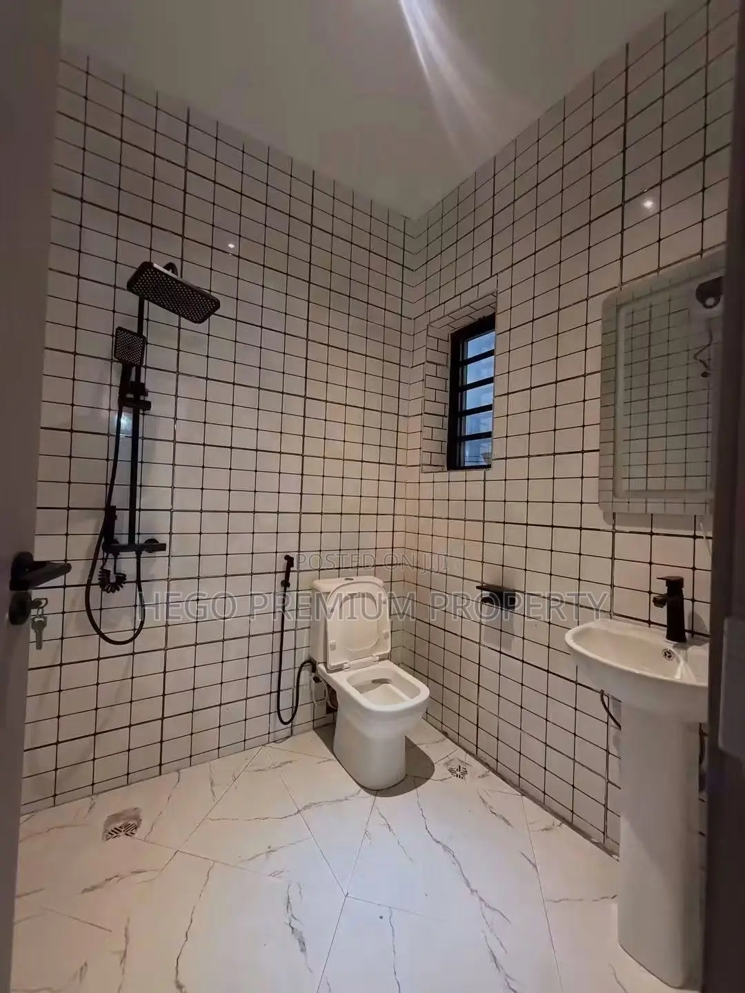 4bdrm Duplex in Phase 1 for sale