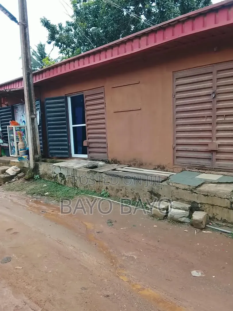 Furnished 3bdrm House in Tailor Abule Egba for sale