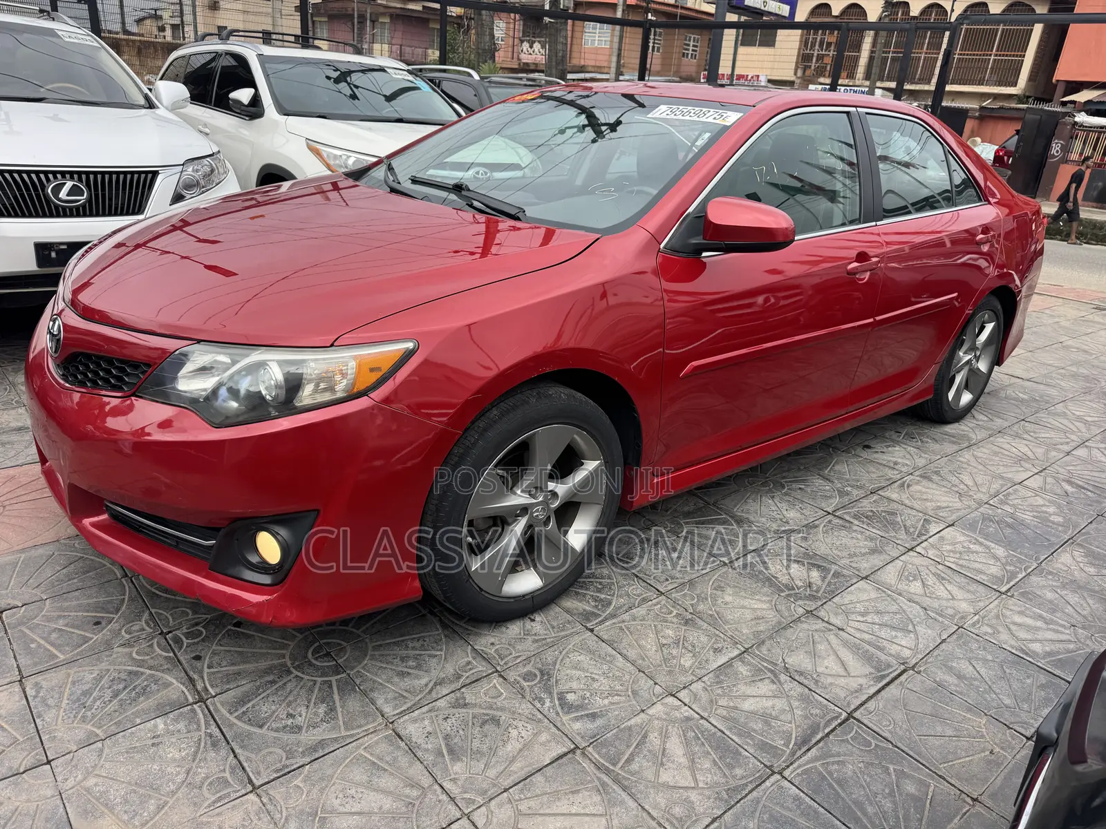 Toyota Camry SE 4dr Sedan (2.5L 4cyl 6A) 2013 Red