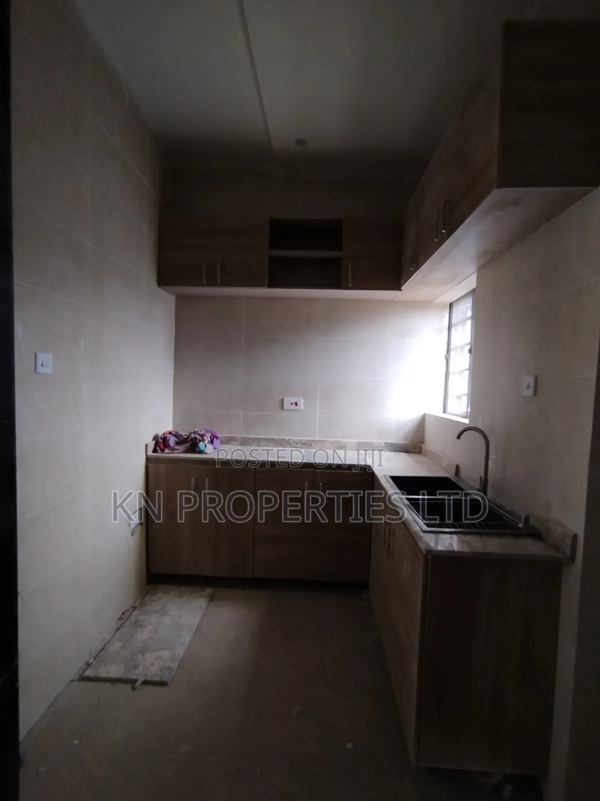 2bdrm Bungalow in Lugbe Airport Road, FHA for rent