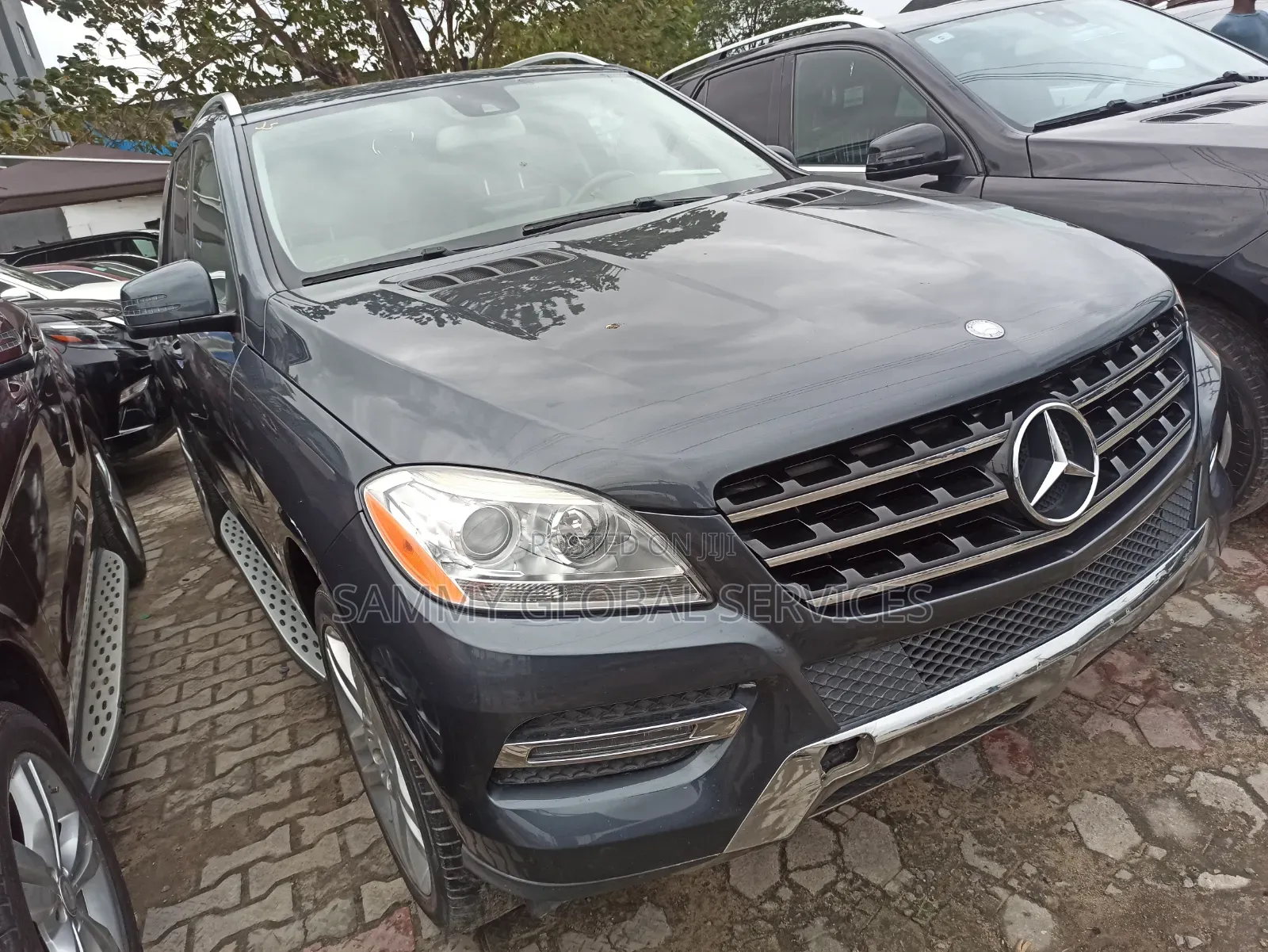 Mercedes-Benz M Class ML350 4MATIC 4dr SUV AWD (3.5L 6cyl 7A) 2015 Gray