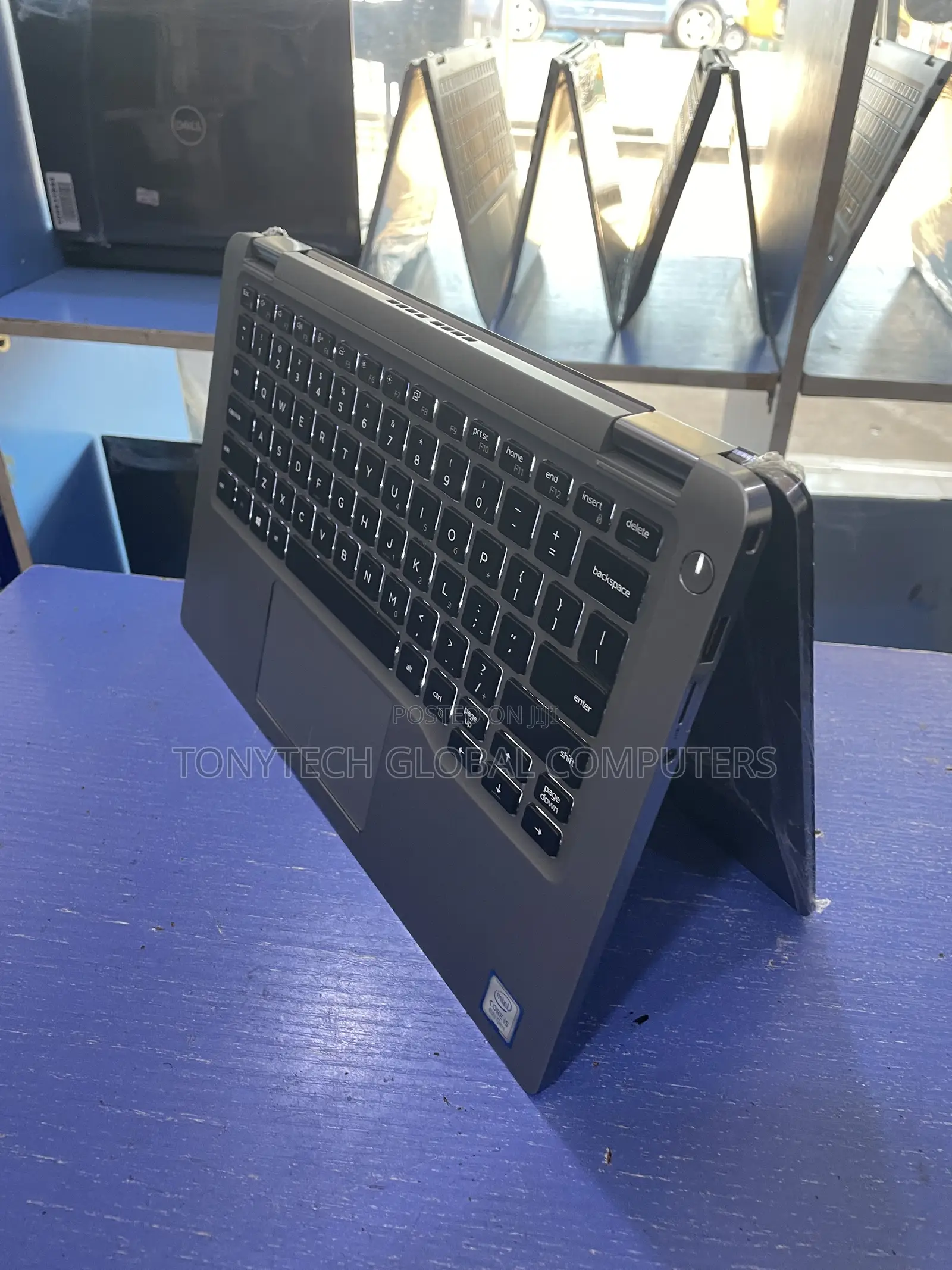 Laptop Dell Latitude 7400 2-in-1 8GB Intel Core i5 SSD 256GB