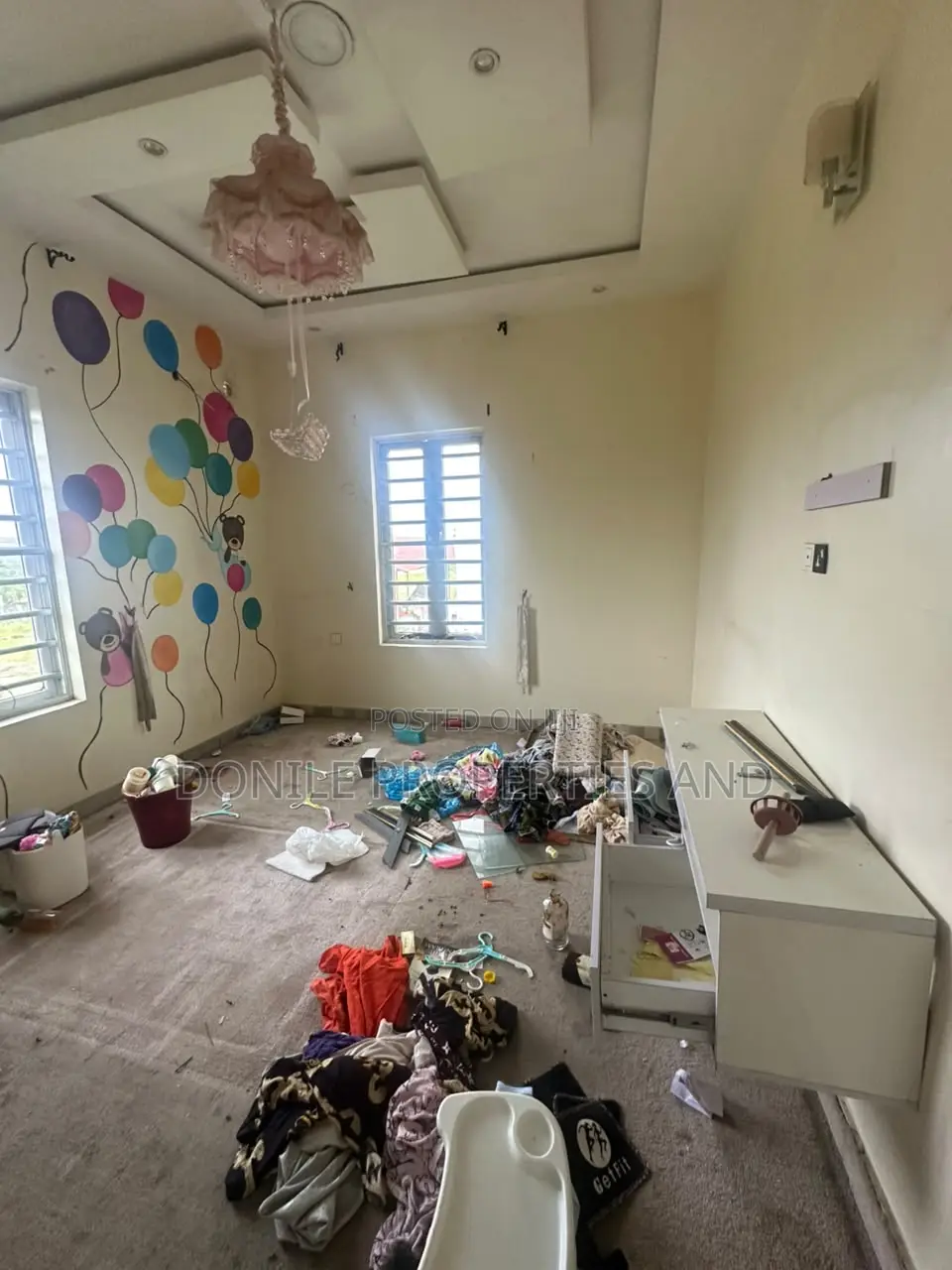 5bdrm Duplex in Osapa London for sale