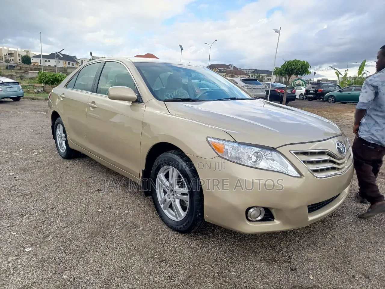 Toyota Camry 2010 Gold