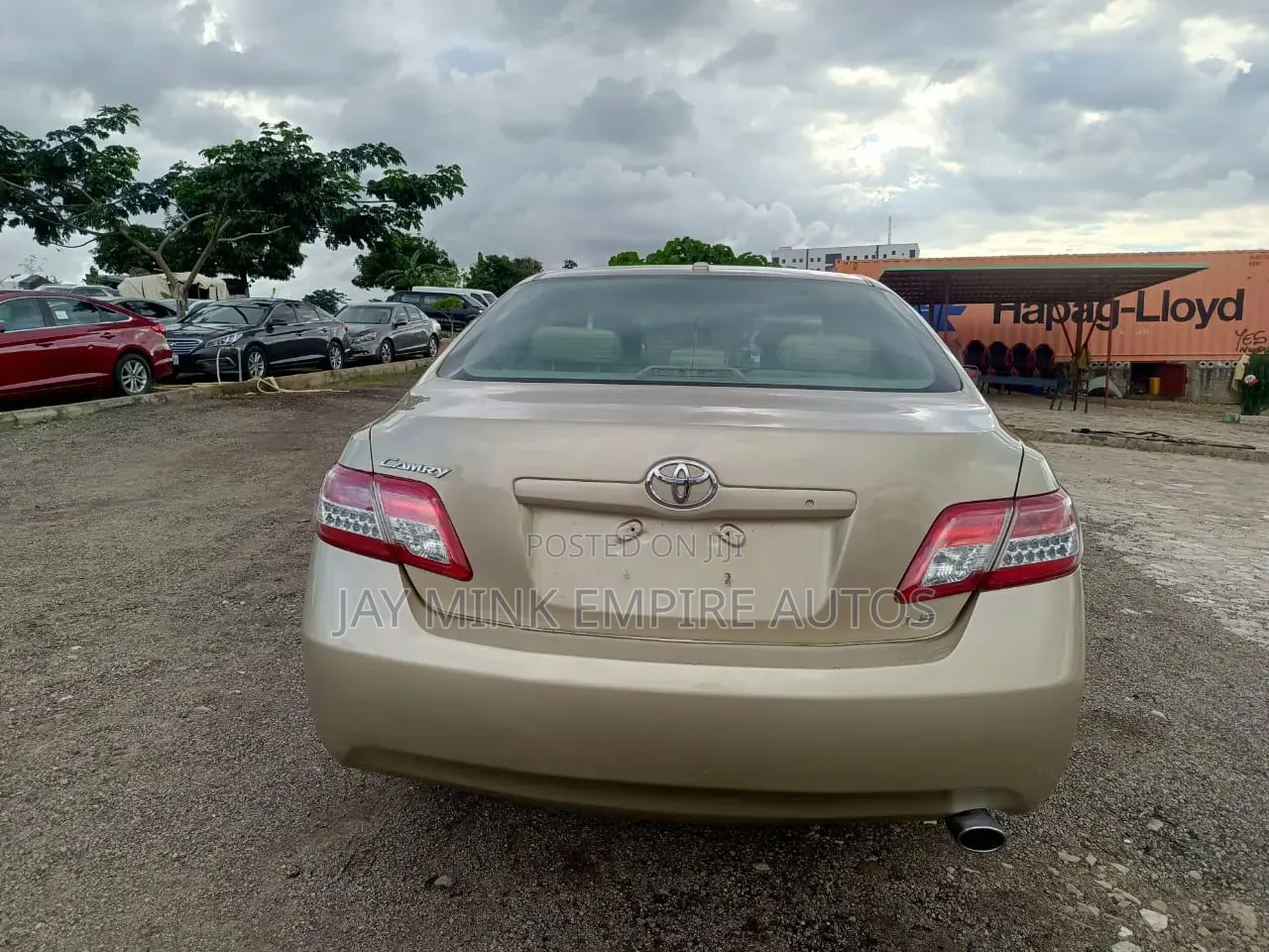 Toyota Camry 2010 Gold