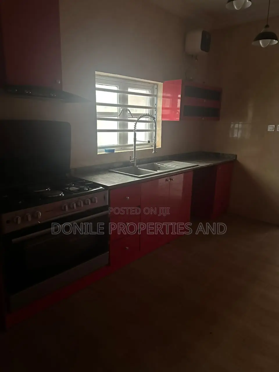 5bdrm Duplex in Osapa london for rent