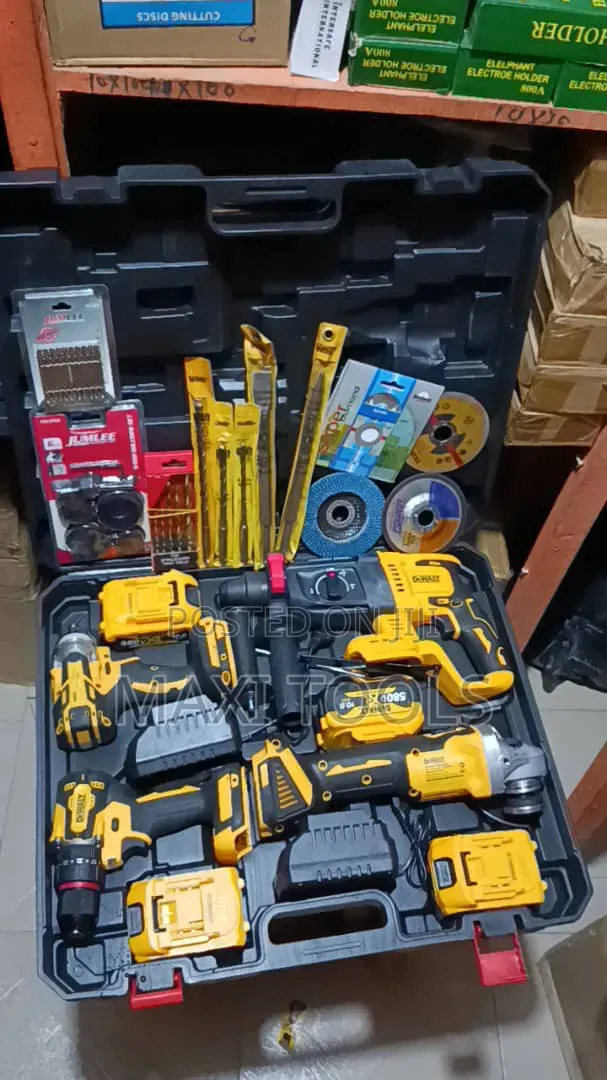 Drilling Dewalt 4-in-1 Cordless Power Tool