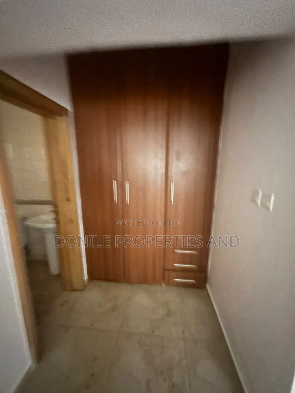 3bdrm Duplex in Osapa London for rent