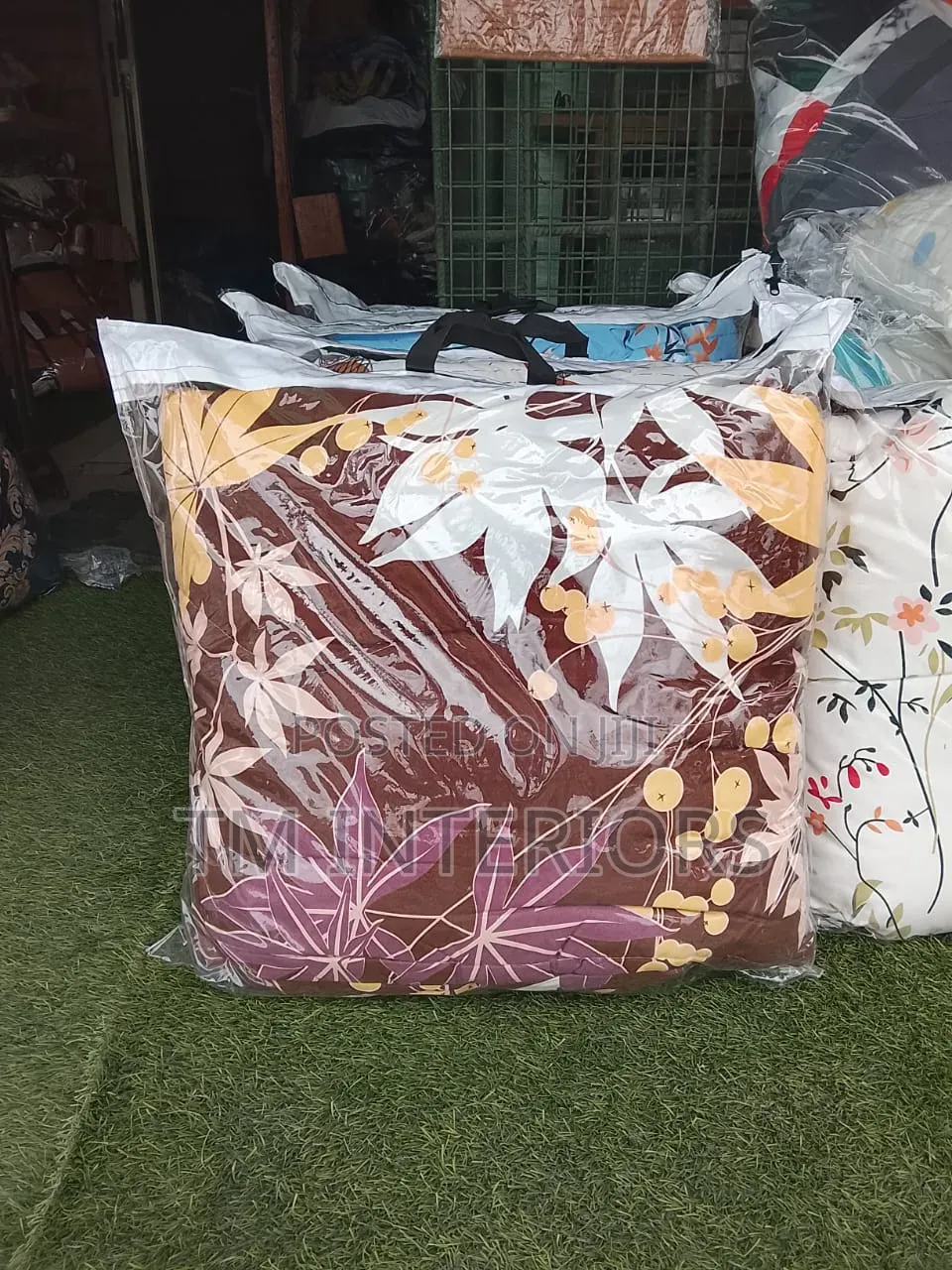 Floral Brown Bedding Set, 6 X 6, 4 X 6, 7 X 7