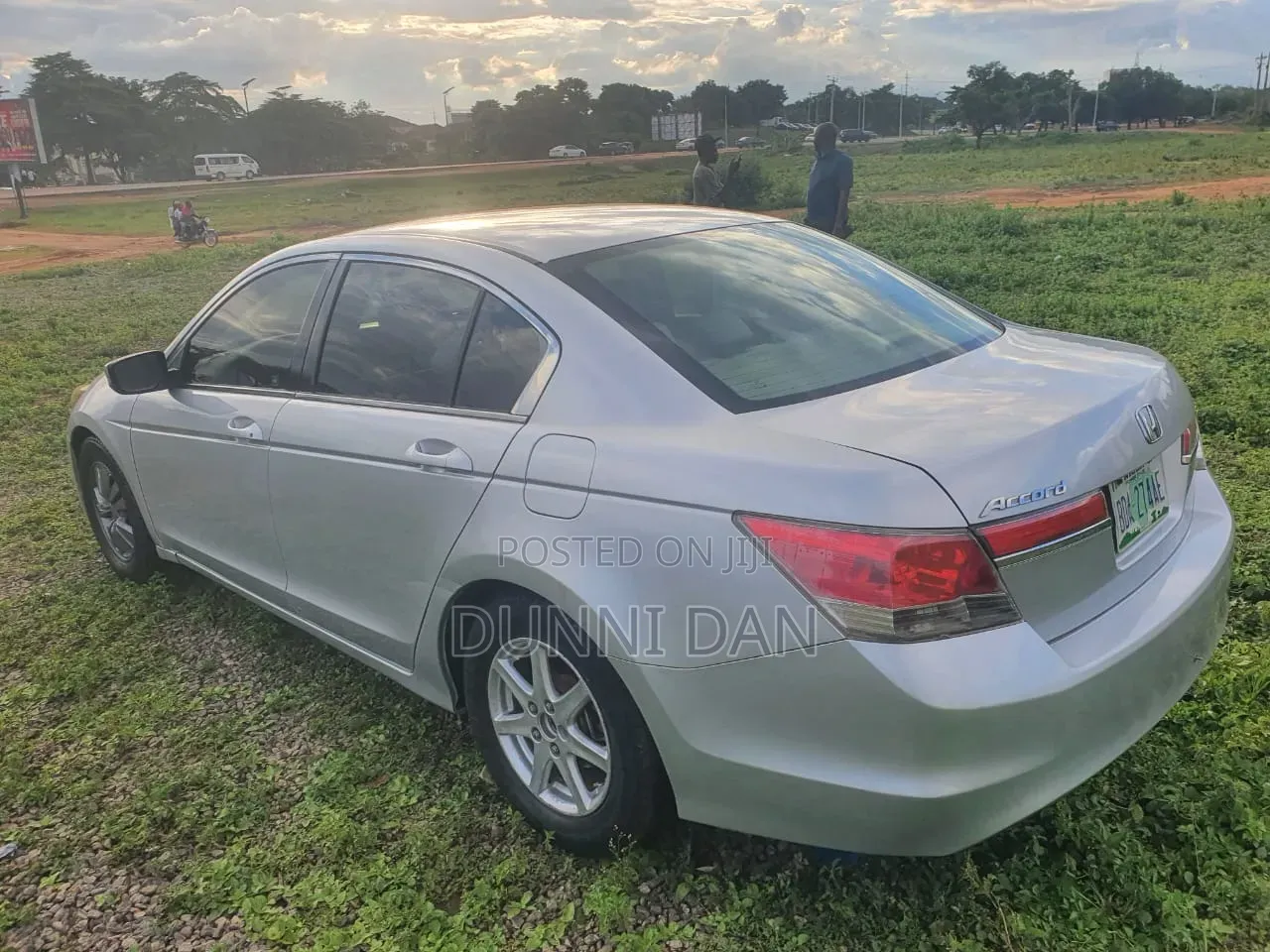 Honda Accord 2011 Silver