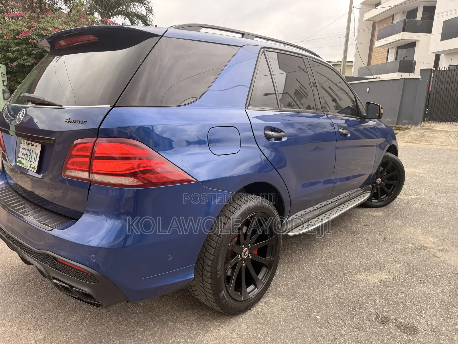 Mercedes-Benz GLE-Class GLE 400 4MATIC 2017 Blue