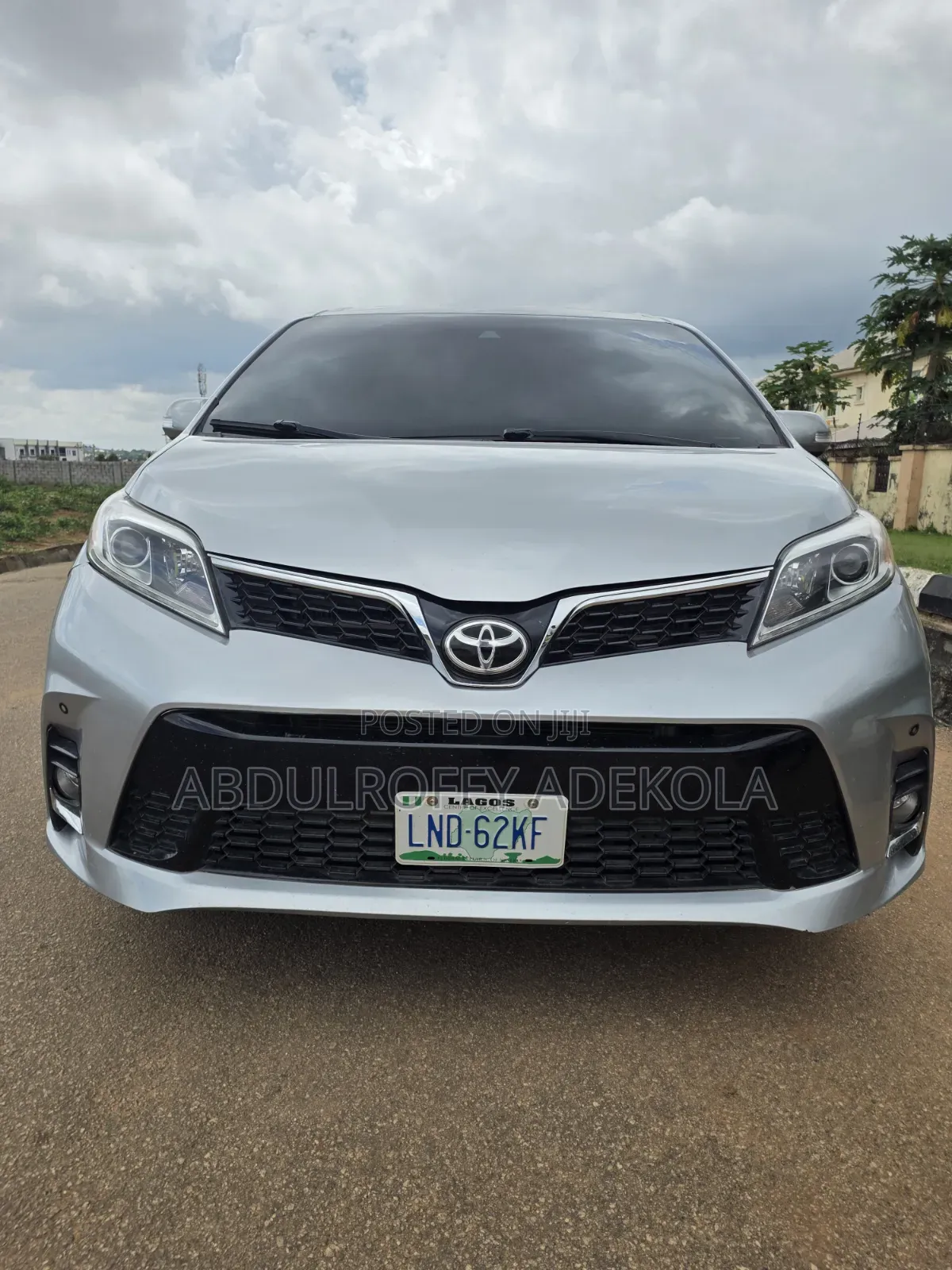 Toyota Sienna Limited AWD 2019 Silver