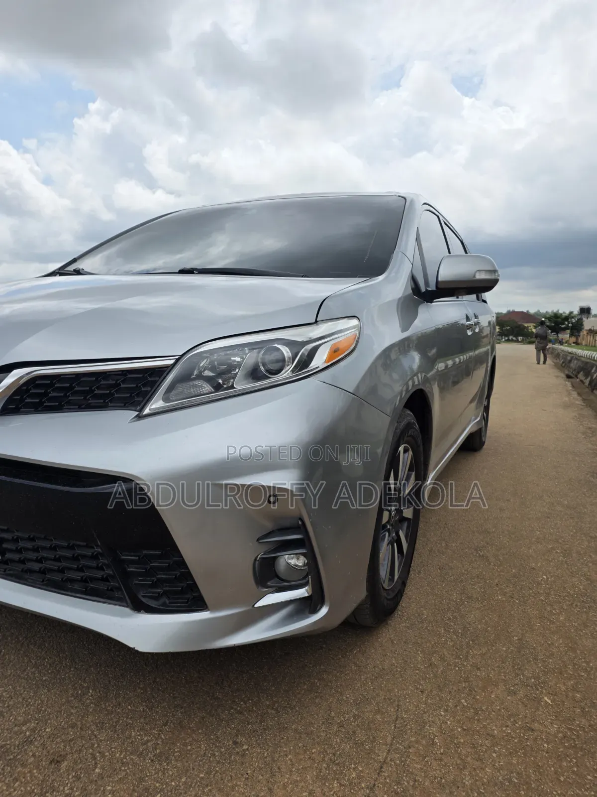 Toyota Sienna Limited AWD 2019 Silver