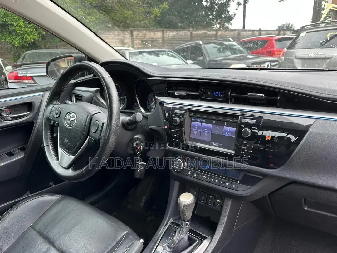 Toyota Corolla S 4dr Sedan (1.8L 4cyl CVT) 2015 Blue