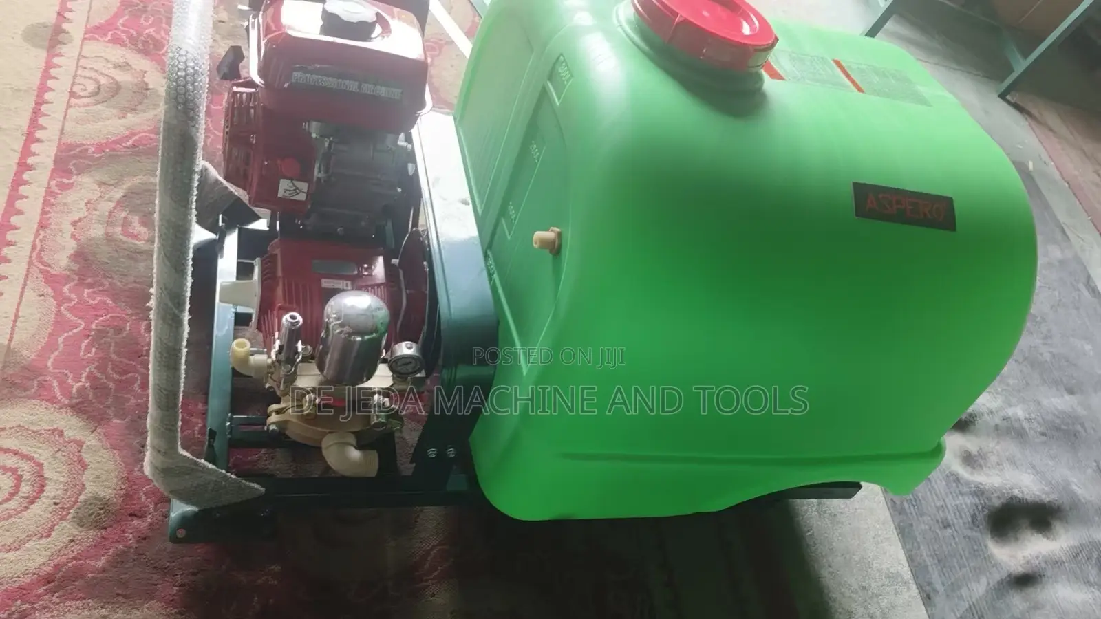 300 Liters Boom Sprayer
