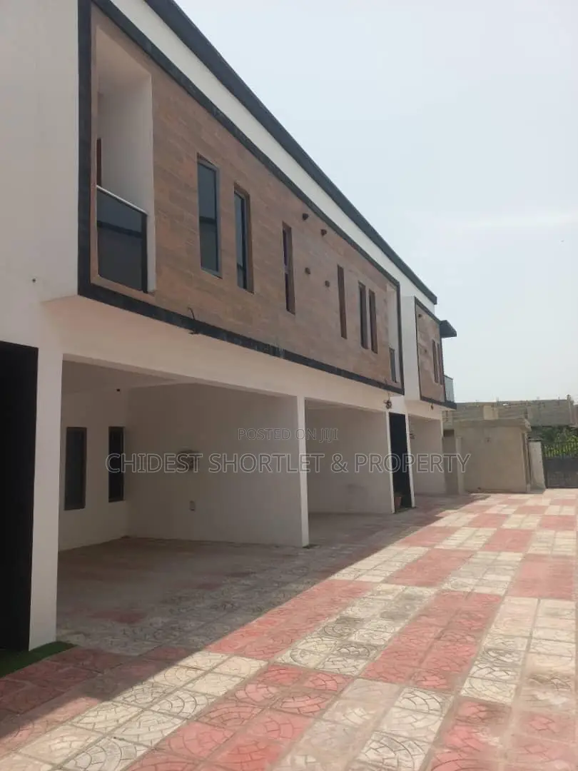 4bdrm Duplex in Orchid, Lekki Expressway for sale