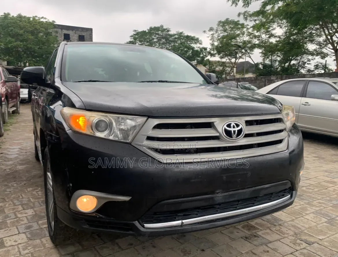 Toyota Highlander Limited 2011 Black