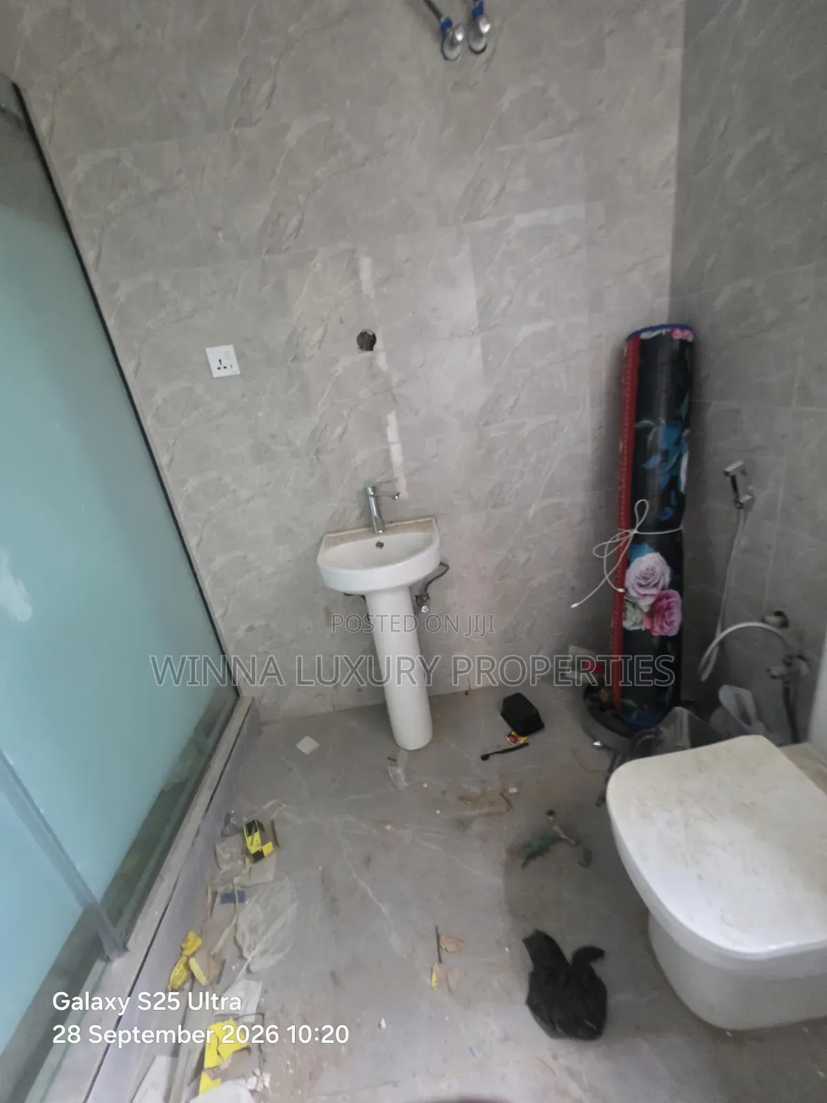 3bdrm Apartment in River Park Estate, Lugbe District for rent