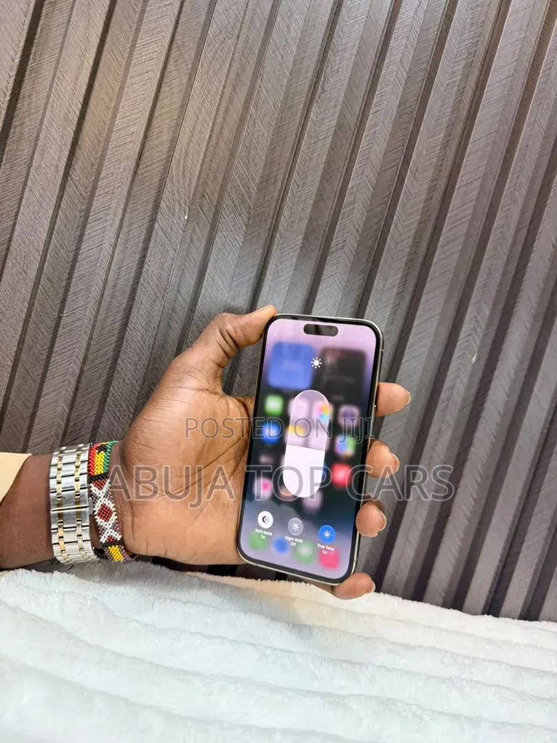New Apple iPhone 14 Pro 128 GB Gold