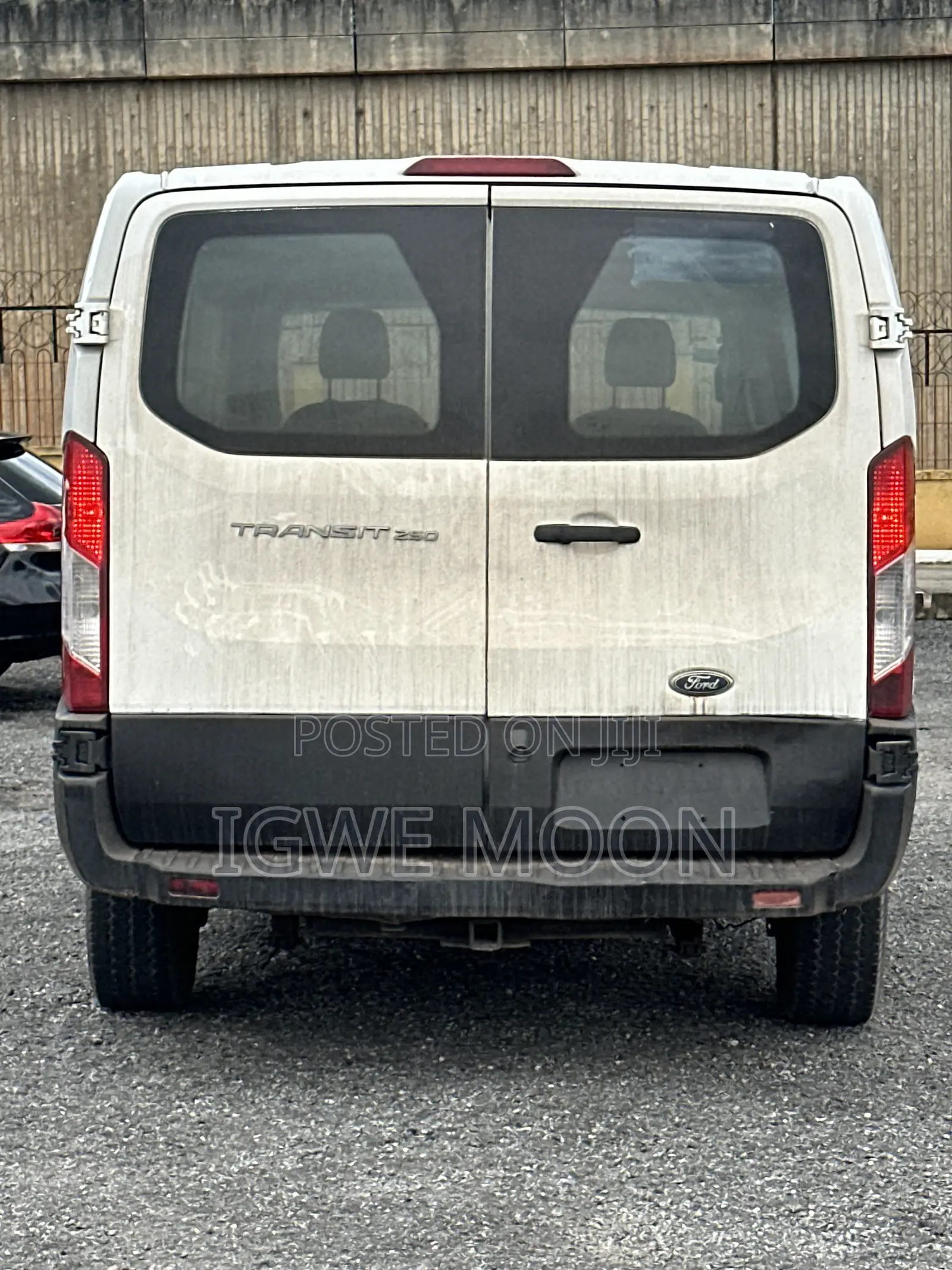 Ford Transit-350 2016 White