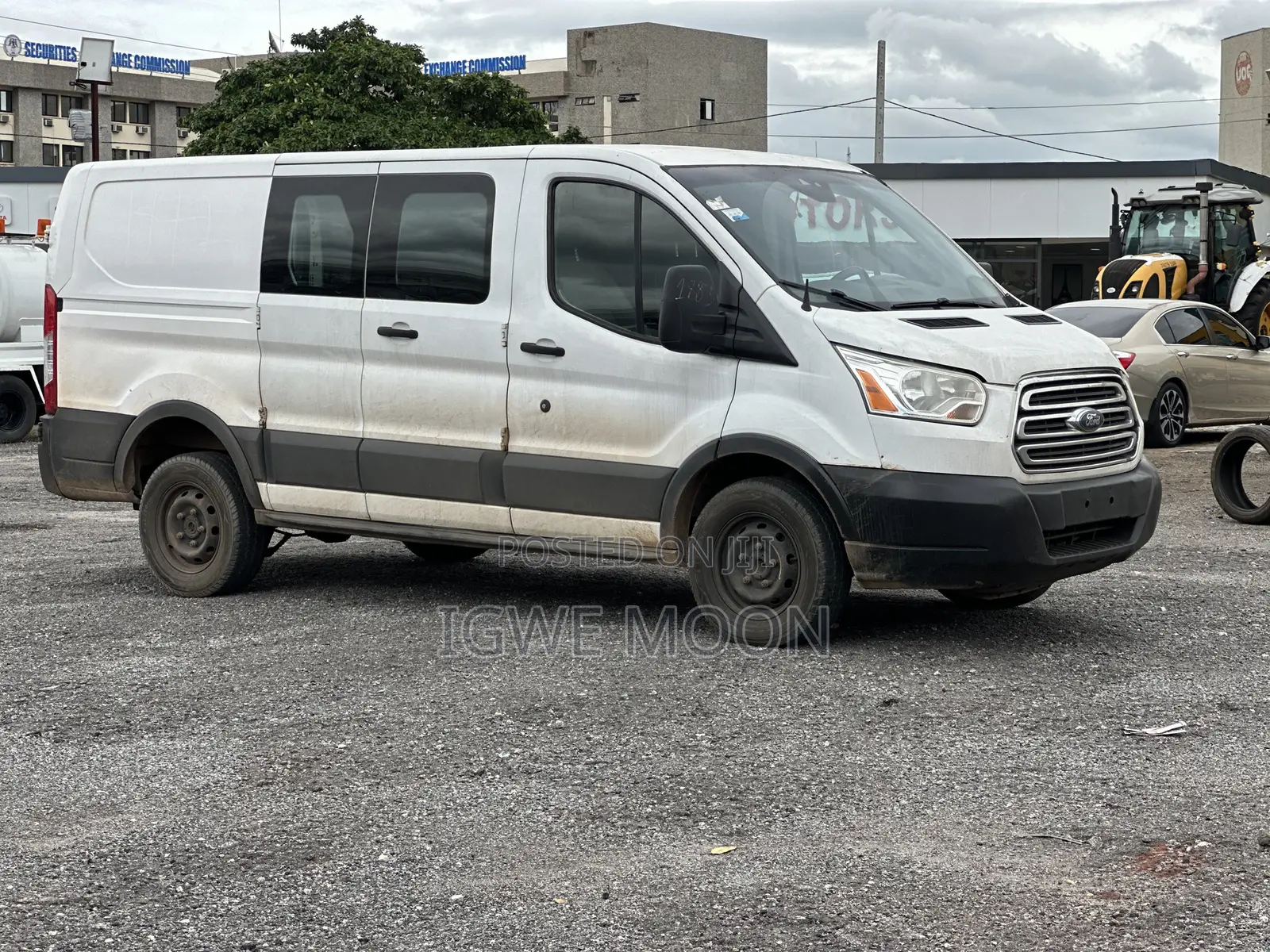 Ford Transit-350 2016 White