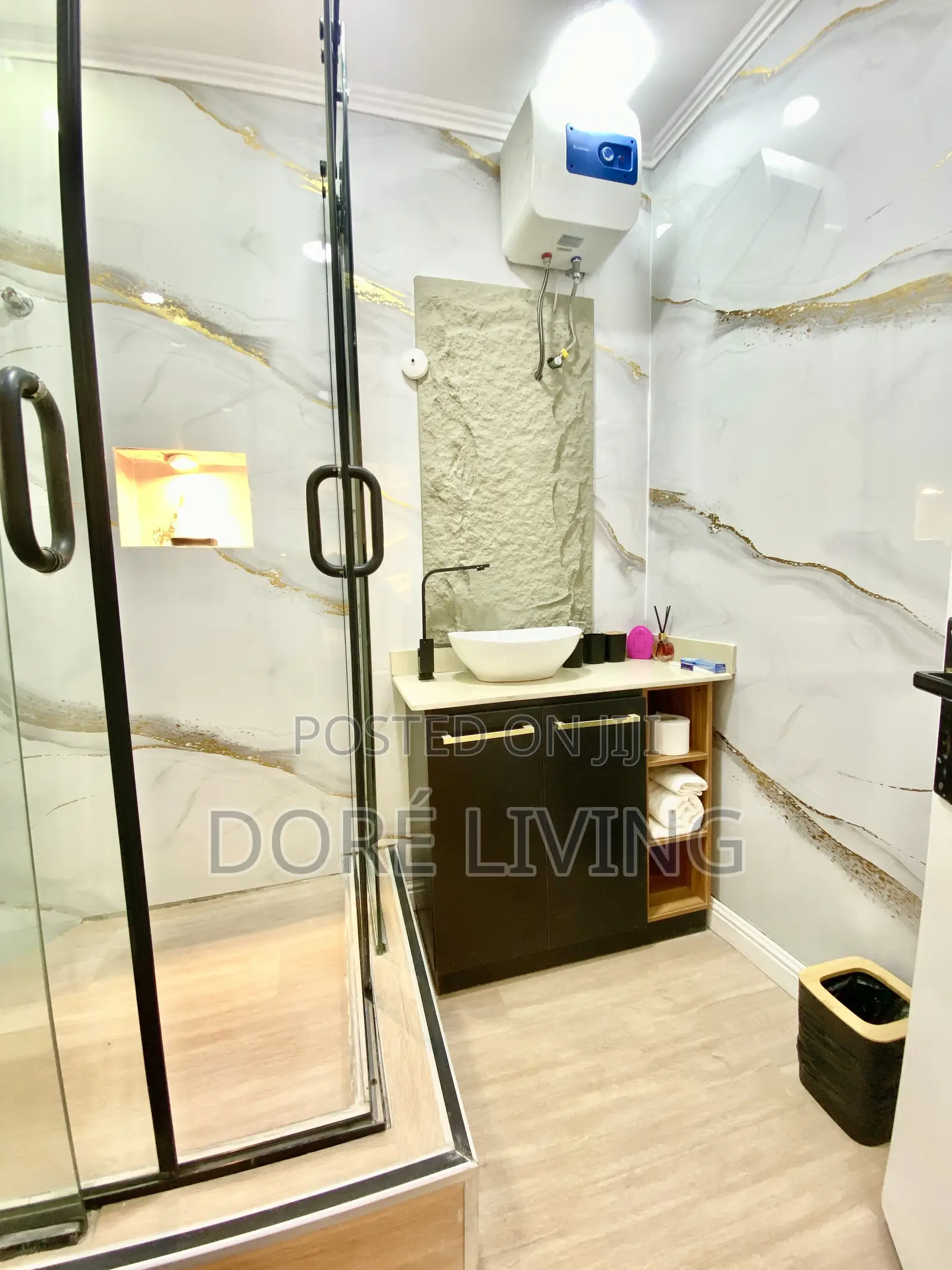 Serene 1-Bedroom Apartment With Balcony (4) | Lekki Phase 1