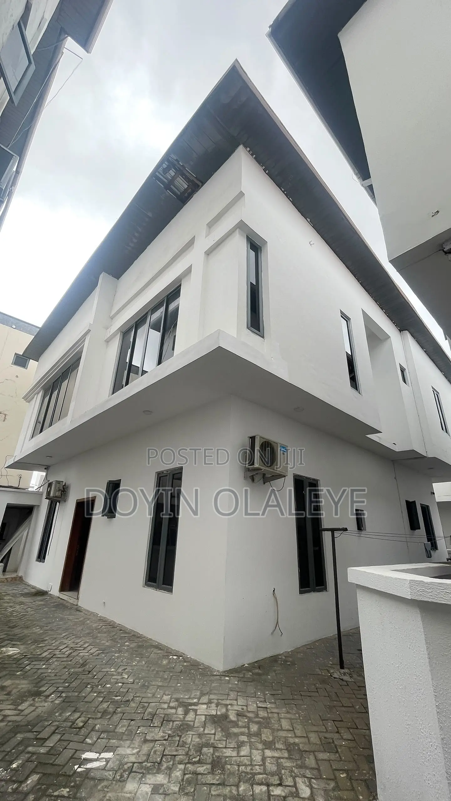 Furnished 4bdrm Duplex in Ikate-Elegushi for rent