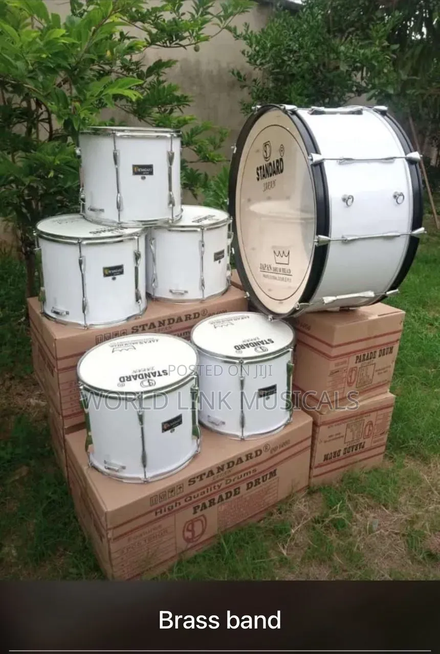 Complete Parade Drum Set