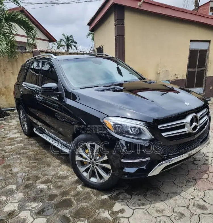 Mercedes-Benz M Class 2012 Black