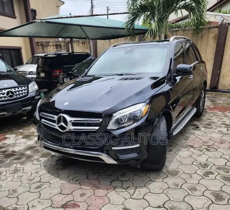 Mercedes-Benz M Class 2012 Black
