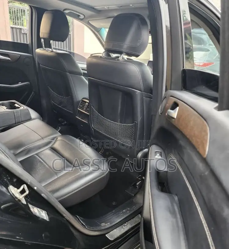 Mercedes-Benz M Class 2012 Black